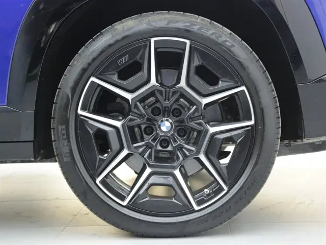 BMW XM — Фото автомобиля 18