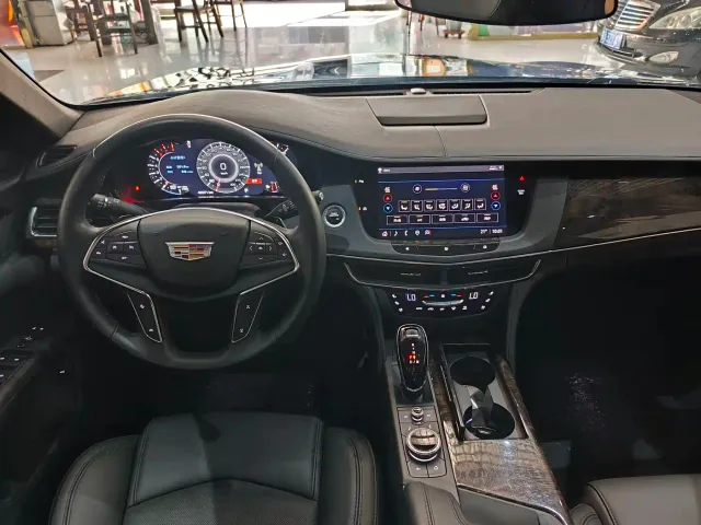 Cadillac CT6 — Фото автомобиля 9