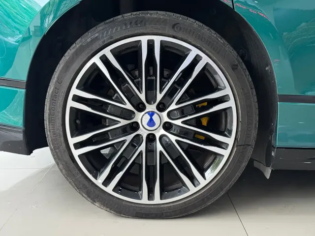 Denza Z9GT — Фото автомобиля 10