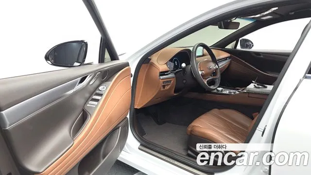 Genesis G80 Бензин 2.5 турбо AWD — Фото автомобиля 10