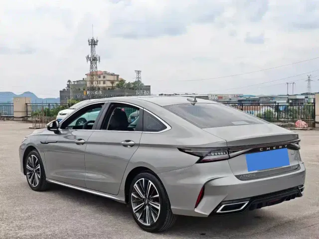 Chery Arrizo 8 — Фото автомобиля 6