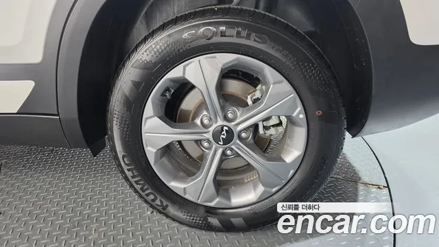 Kia Seltos Бензин 1.6 турбо 2WD — Фото автомобиля 21