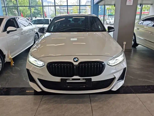 BMW 1 Series — Фото автомобиля 2