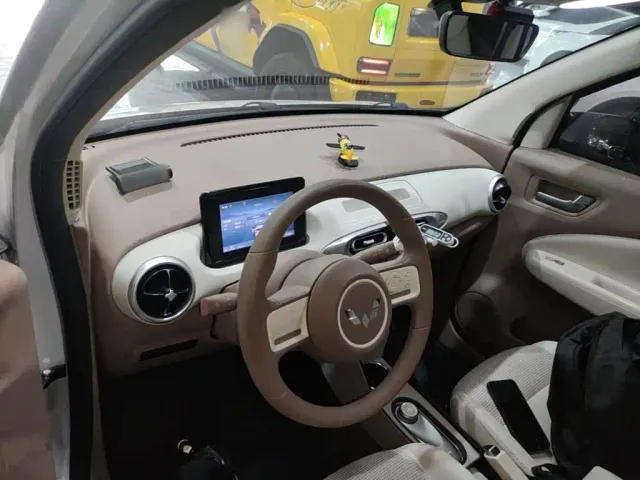 Wuling Hongguang Mini EV — Фото автомобиля 9