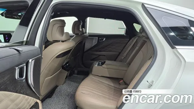 Kia K8 Hybrid — Фото автомобиля 12