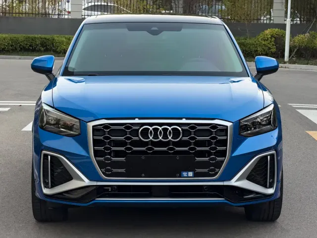 Audi Q2L — Фото автомобиля 2