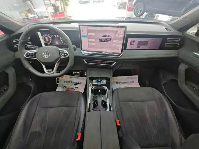 Volkswagen Tiguan L — Фото автомобиля 5