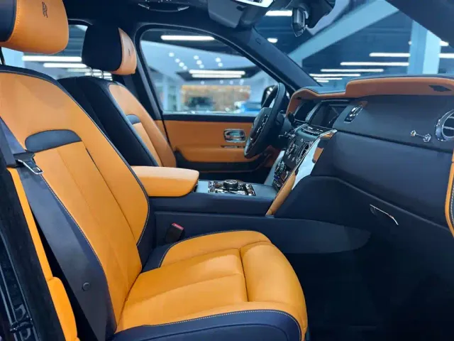 Rolls-Royce Cullinan — Фото автомобиля 19