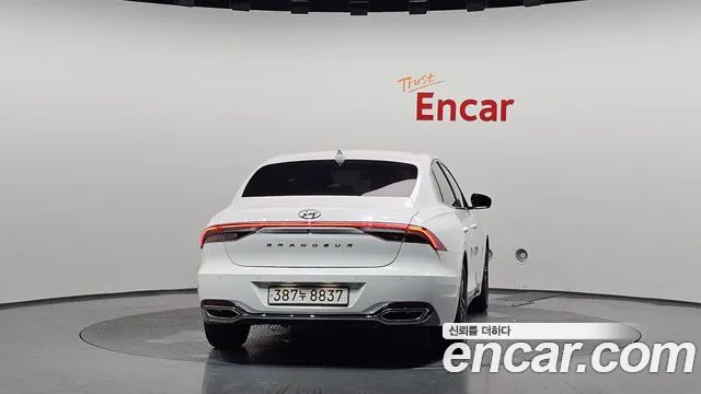 Hyundai Grandeur Новый Grandeur IG 3.0 LPi (Для проката) — Фото автомобиля 4