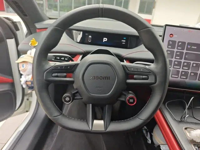 Xiaomi SU7 — Фото автомобиля 11