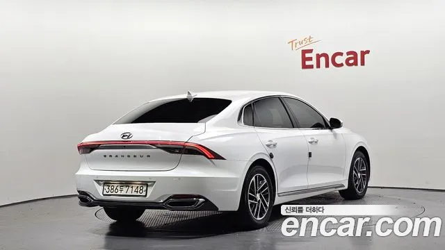 Hyundai Grandeur Новый Grandeur IG — Фото автомобиля 2