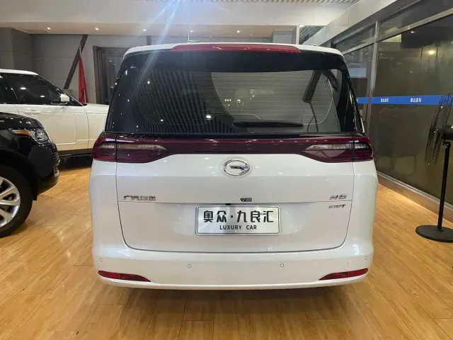 GAC Trumpchi M6 — Фото автомобиля 14