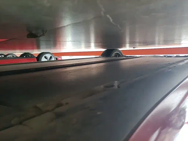 Tesla Model 3 — Фото автомобиля 20