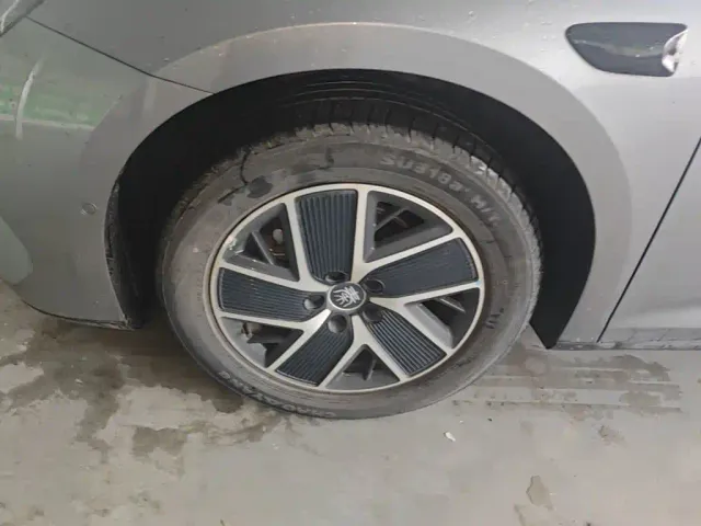 BYD Qin L — Фото автомобиля 22