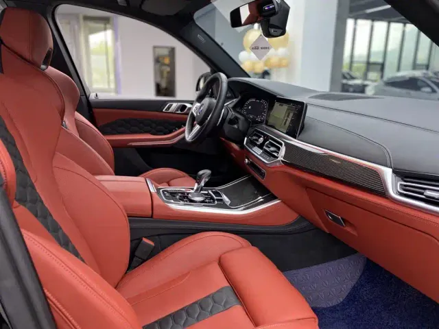 BMW X5 M — Фото автомобиля 19