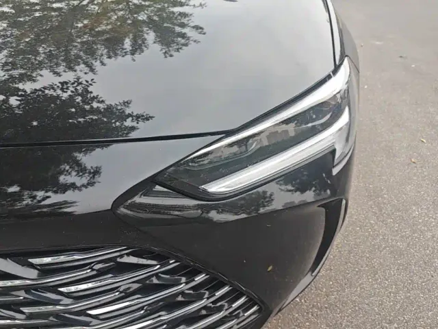 Buick Regal — Фото автомобиля 23