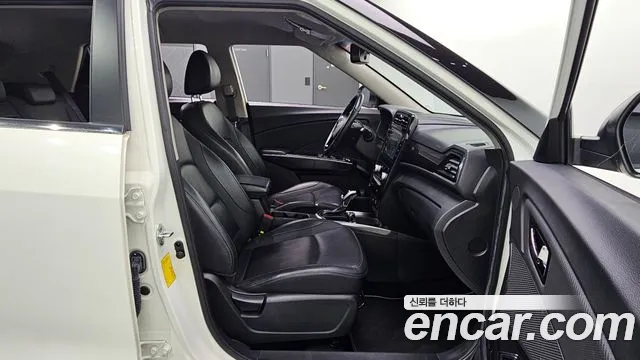 KG_Mobility_Ssangyong TIBOLI Very New Tivoli Бензин 1.5 2WD — Фото автомобиля 26