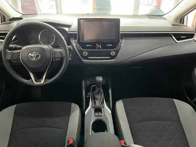 Toyota Corolla — Фото автомобиля 9