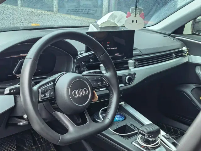 Audi A4L — Фото автомобиля 4