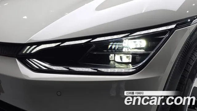 Kia EV6 — Фото автомобиля 7