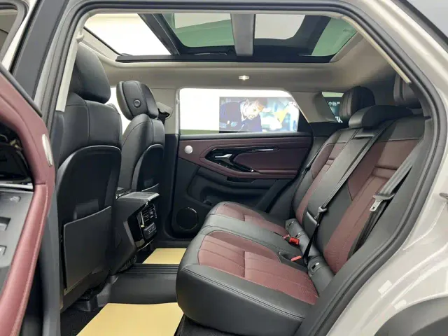 Land Rover Range Rover Evoque — Фото автомобиля 19