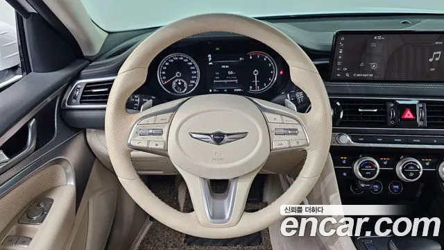 Genesis G70 New — Фото автомобиля 14