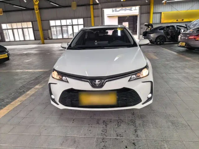 Toyota Corolla — Фото автомобиля 2