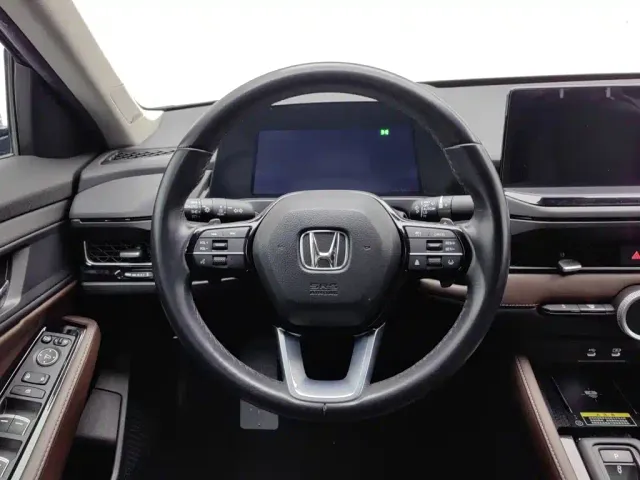 Honda Inspire Hybrid — Фото автомобиля 11