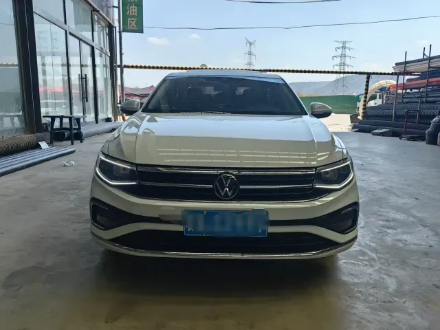 Volkswagen Bora — Фото автомобиля 2