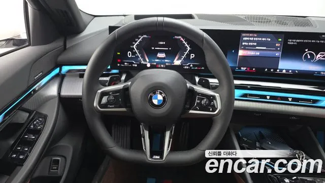 BMW 5 Series G60 — Фото автомобиля 13