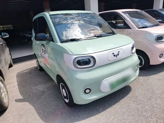 Wuling Hongguang Mini EV — Фото автомобиля 3
