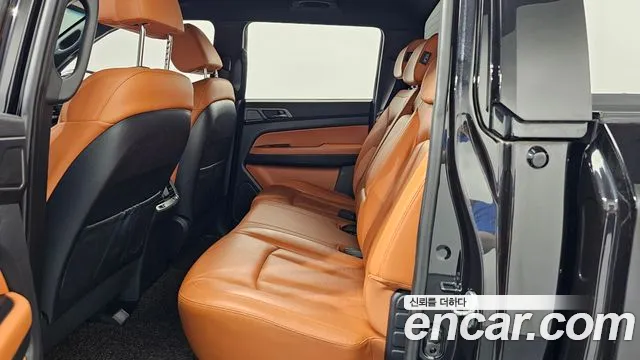 KG_Mobility_Ssangyong Rexton Новый Rexton Sport Khan Дизель 2.2 4WD — Фото автомобиля 23