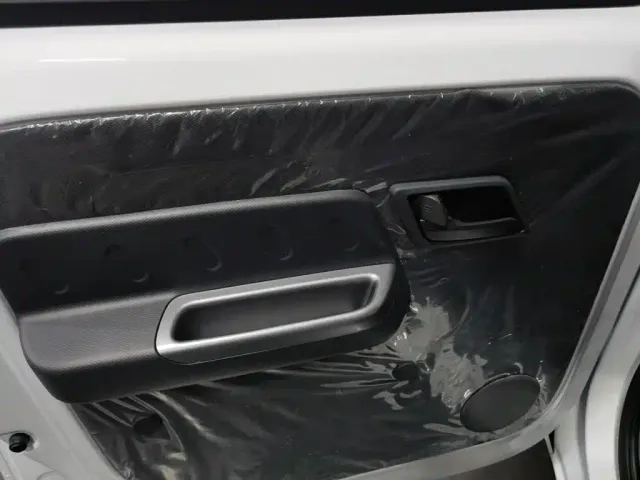 Wuling Zhiguang NEV — Фото автомобиля 9