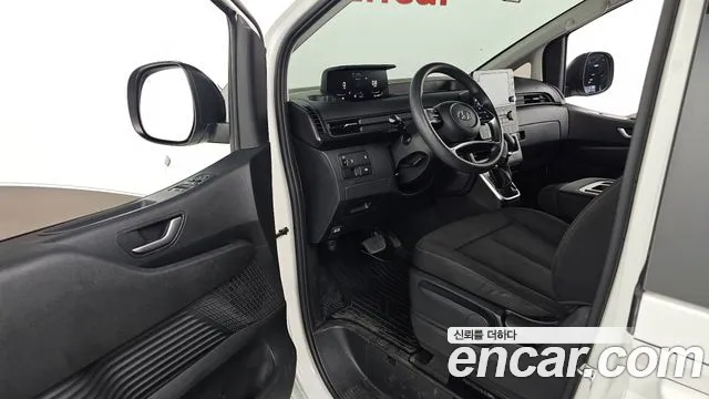 Hyundai Staria Staria Tourer 11 мест — Фото автомобиля 11