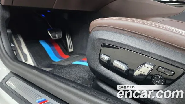 BMW 5 Series G30 — Фото автомобиля 27
