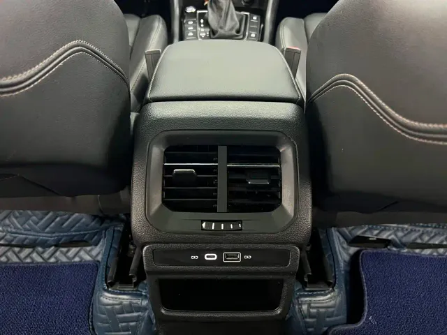 Volkswagen Tharu — Фото автомобиля 10