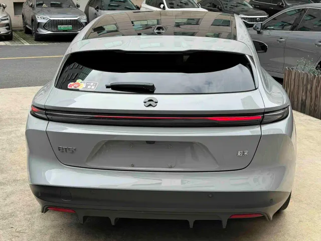 Nio ET5 Touring — Фото автомобиля 4