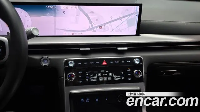 Genesis GV80 — Фото автомобиля 19