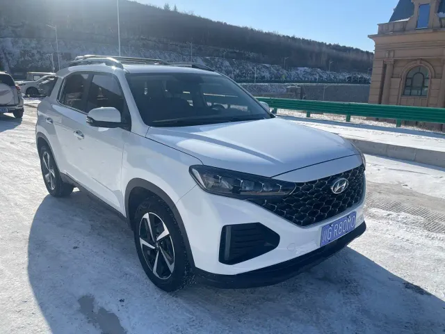 Hyundai ix35 — Фото автомобиля 9