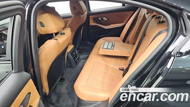 BMW 3-Series 3 серия (G20) 320i M Sport — Фото автомобиля 12