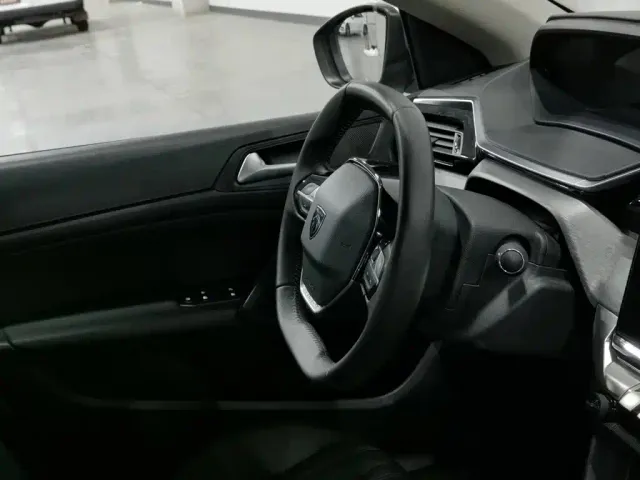 Peugeot 408 — Фото автомобиля 22