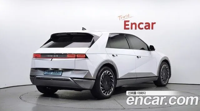 Hyundai Ioniq 5 — Фото автомобиля 2