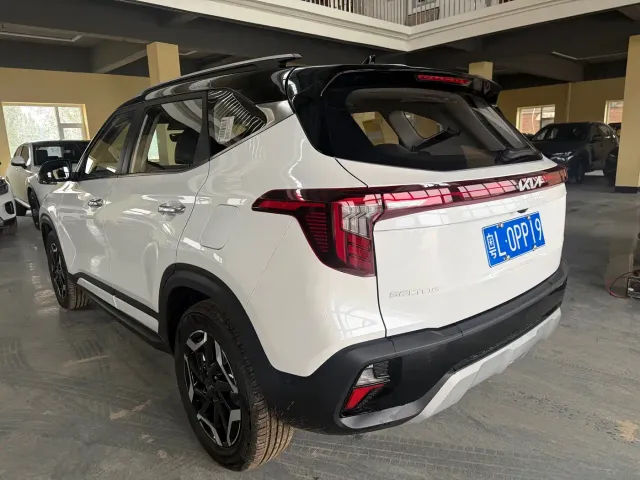 Kia Seltos — Фото автомобиля 5