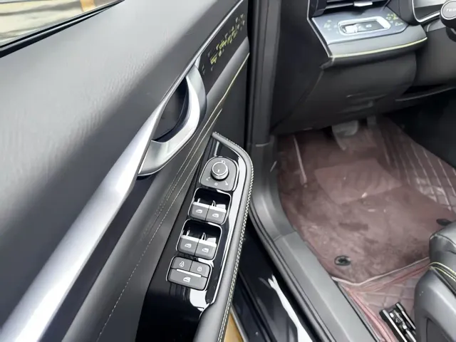 Geely Xingrui — Фото автомобиля 8