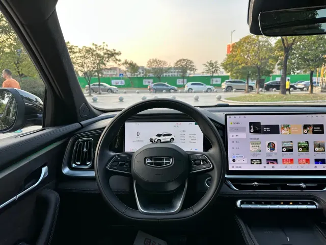 Geely Xingyue L — Фото автомобиля 24