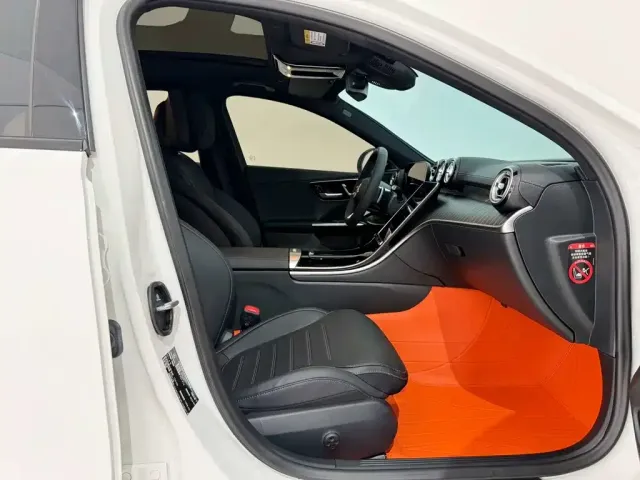 Mercedes-Benz C-Class — Фото автомобиля 18
