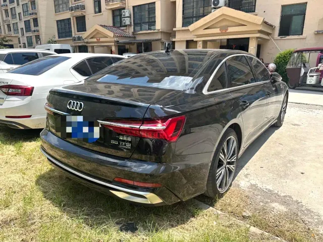 Audi A6L — Фото автомобиля 3