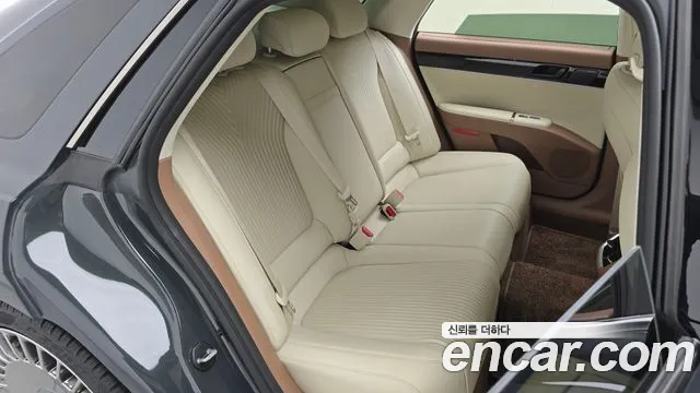 Hyundai Grandeur GN7 — Фото автомобиля 12