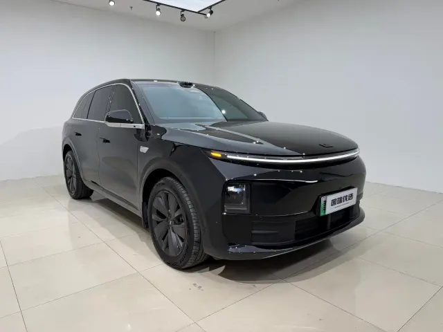 Li Auto L6 — Фото автомобиля 3