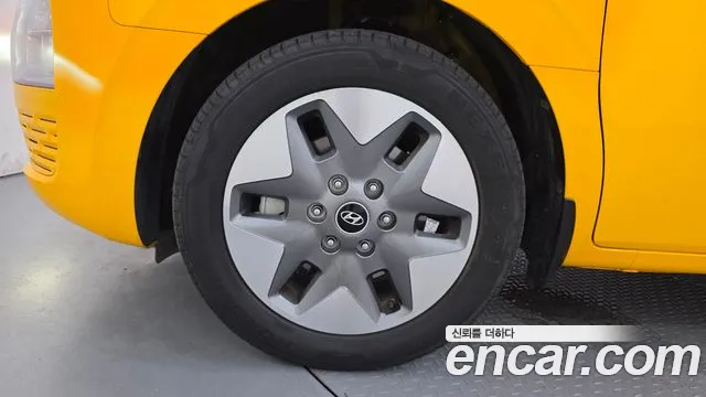 Hyundai Staria Staria L3.5 Школьный автобус — Фото автомобиля 5